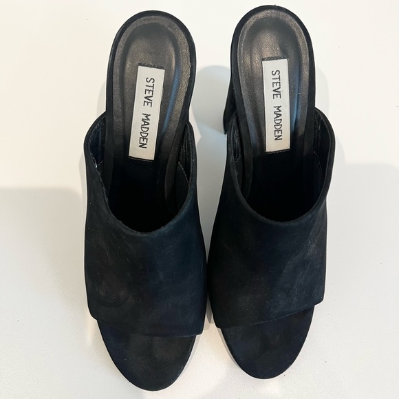 Black Esmeralda Heels - Picture 6 of 6